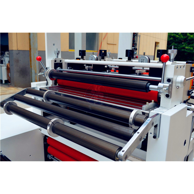 Electronic Factory Save Raw Materials And Human Resources Cutting Machine