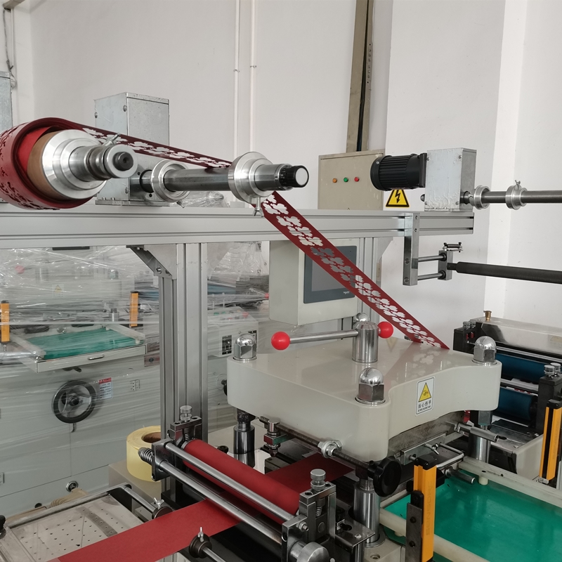 Automatic Paper And Rubber Flatbed Die Cutting Machine 